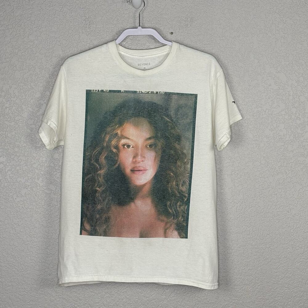 Rare Beyoncé T Shirt Act I Renaissance Photo M